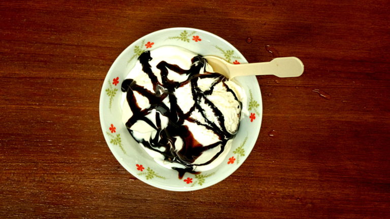 Eggless Vanilla Ice Cream Recipe