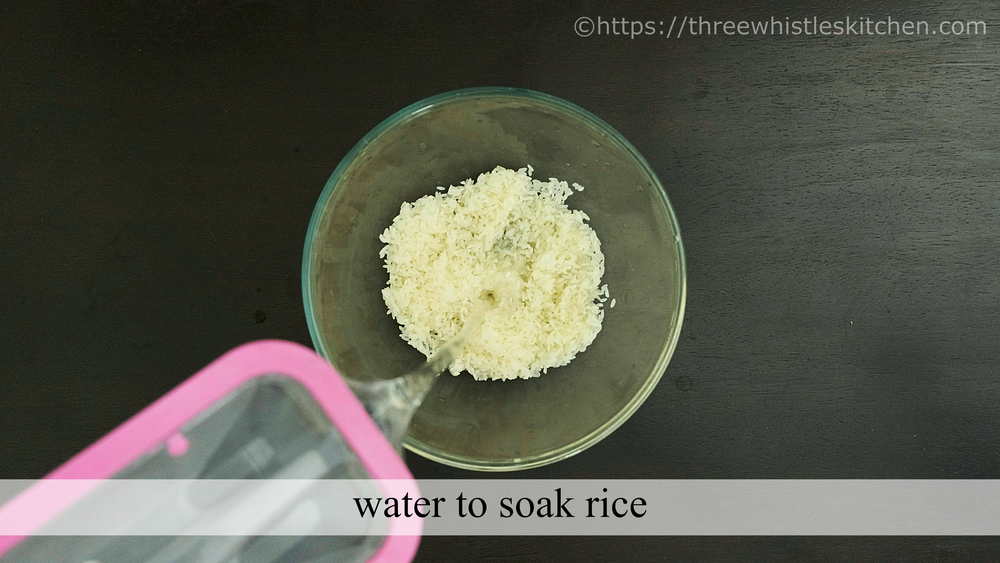 soak rice in water