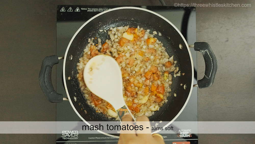 vendakkai kara kulambu mash tomato